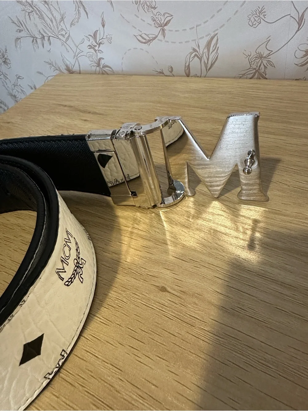 Authentic MCM Silver Buckle Claus Reversible Leather Belt White 114/45